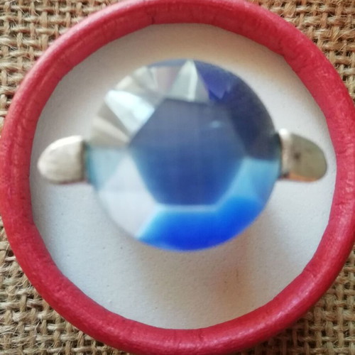 Steel solitaire ring silver color with blue zircon like new