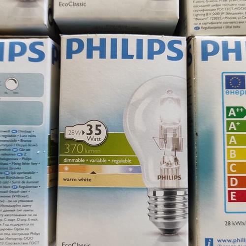 Philips 28W halogen bulbs EcoClassic with E27 base, warm white