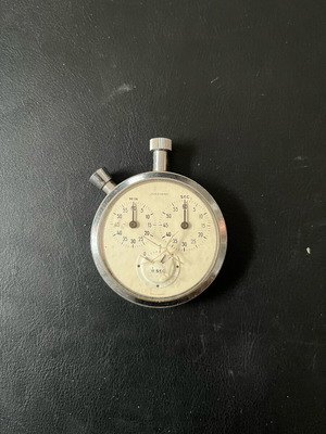 Junghans stopwatch used with cracked glass in good condition