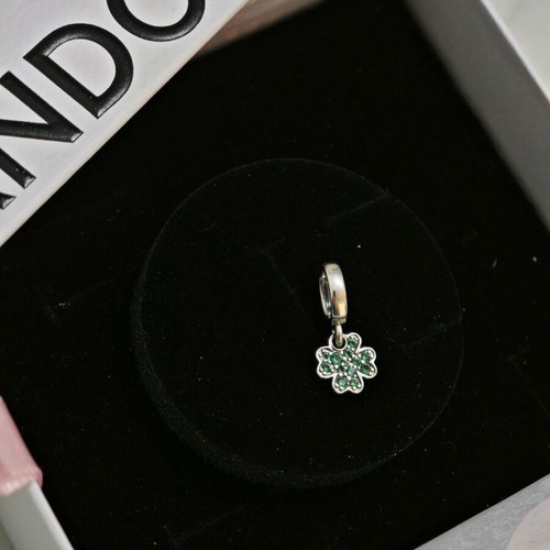 Pandora charm clover in 925 silver with green cubic zirconia new