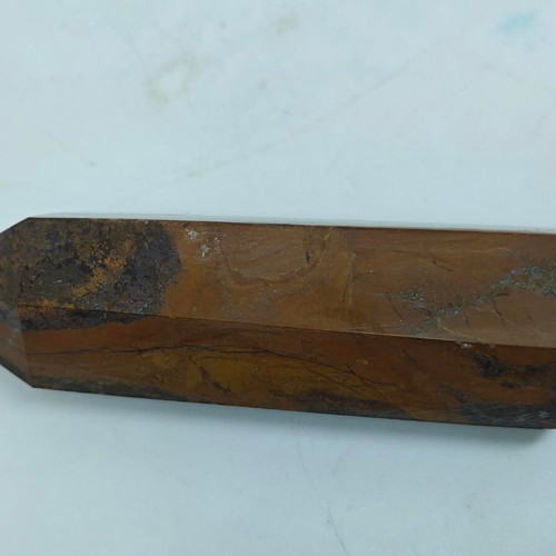 Tiger Iron crystal tower shaped like new 8 cm