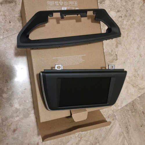 BMW factory screen 6.5' like new
