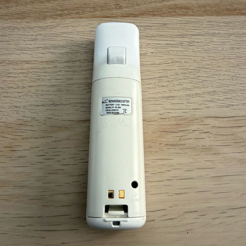 Nintendo Wii Remote refurbished with 2 non-working buttons