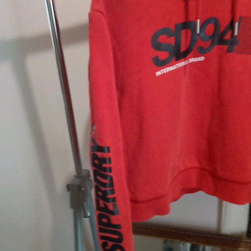 Superdry cropped sweatshirt like new, size large, red