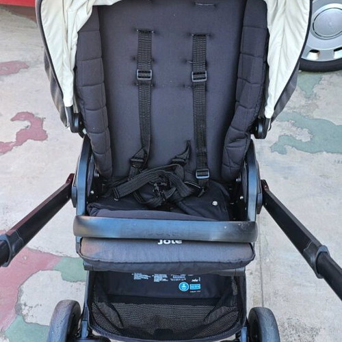 Joie 3-in-1 stroller set with car seat and accessories like new