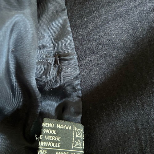 Winter jacket size 50 like new, dark blue, made of virgin wool