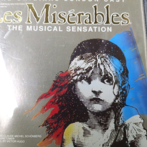 Les Misérables DVD and double CD set