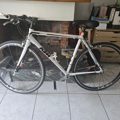 Ktm Strada road bike size 55, white, 29 inch wheels