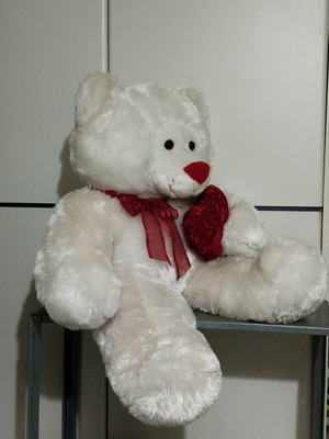 White teddy bear with heart 70cm like new