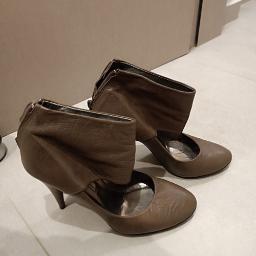 Zara brown ankle boot used, size 40 narrow fit