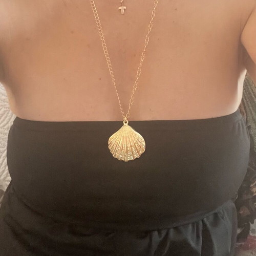Necklace like new summer gold-colored