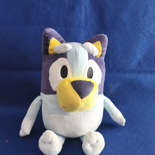 Bluey plush toy, approximately 45 cm tall