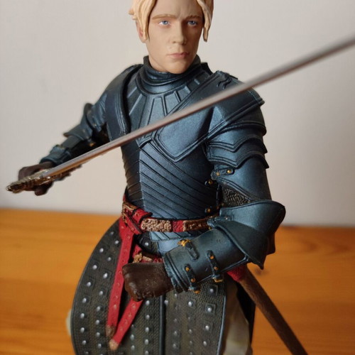 Game of Thrones Brienne of Tarth collectible figure 2015 new