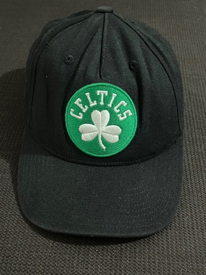 Mitchell & Ness Boston Celtics Cap very good, black, one size