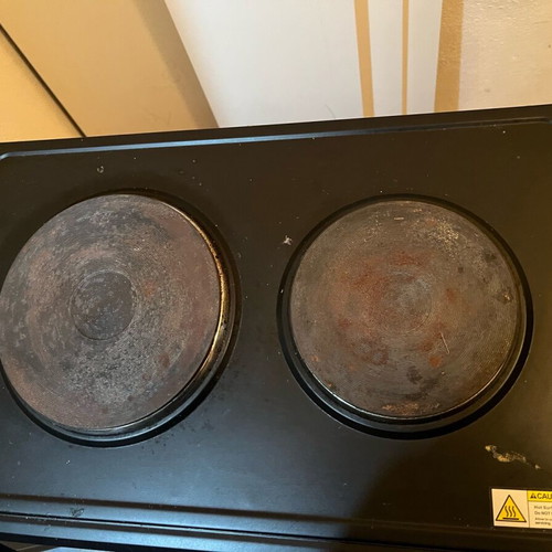 First Austria oven used with hotplates and baking trays