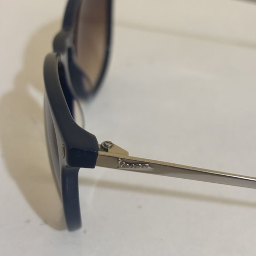 Vespa sunglasses like new, dark blue and silver frame with gradient lenses
