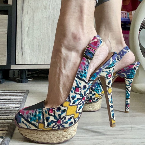 Naughty Monkey platform sandals like new, size 38, multicolor
