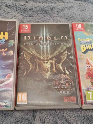 Switch game cases used, no games included