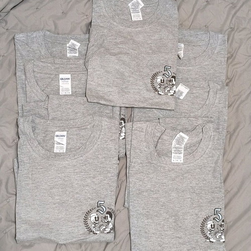 T-shirt with print gray Large, new, pack of 7 pieces
