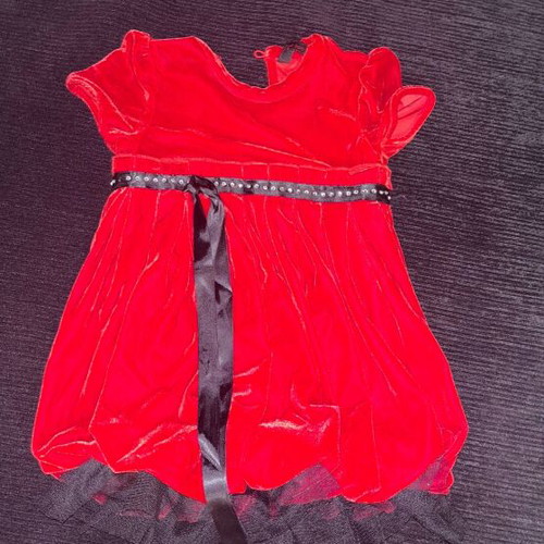 Girls' clothes 24 months like new, set with coat and dress