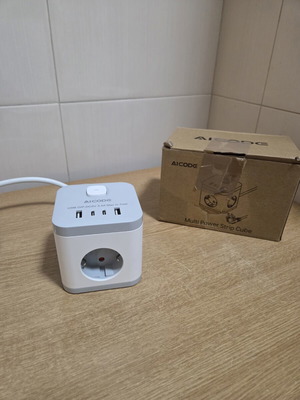 AICODE Cube Power Strip with USB Ports and Overload Protection new