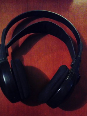 Безжични слушалки PHILIPS