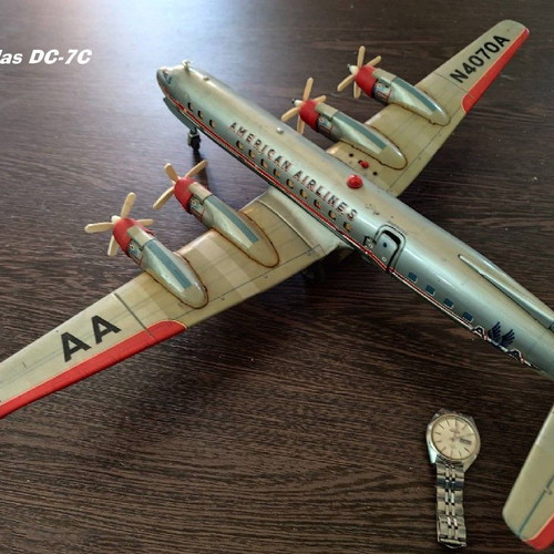 Douglas DC-7C vintage used collectible model toy