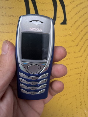 Nokia 6100 mobile phone