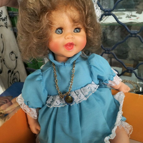 Elgreco box with doll like new