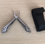 True Utility multitool like new with case