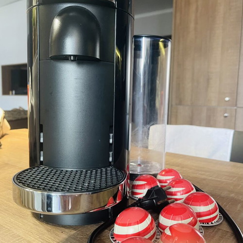 Nespresso Vertuo Plus Deluxe Black coffee machine with 8 capsules