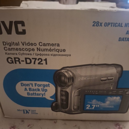 JVC GR-D721 MiniDV camcorder used, for repair or spare parts