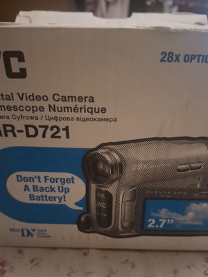 JVC GR-D721 MiniDV camcorder used, for repair or spare parts