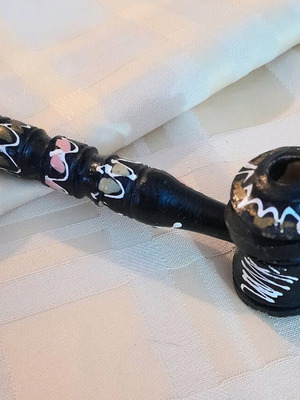 Vintage handpainted pipe