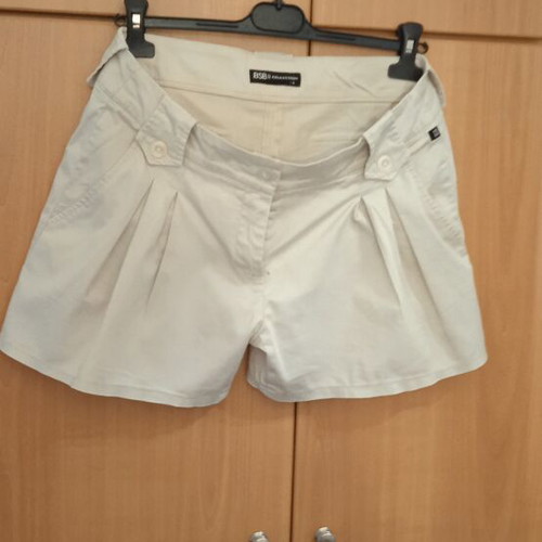 BSB shorts beige size large, like new