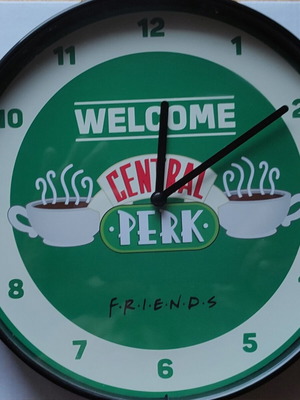 Friends Central Perk wall clock like new, analog