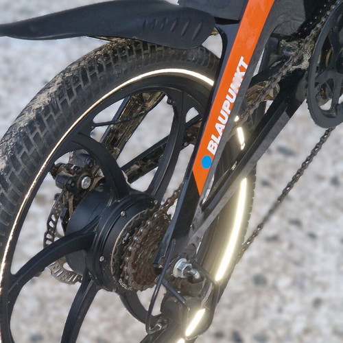 Blaupunkt Fiene 500 Folding Electric Bike with Orange Helmet like new