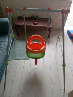 Smoby children's swing used in very good condition