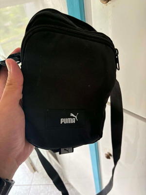 Puma shoulder bag new black