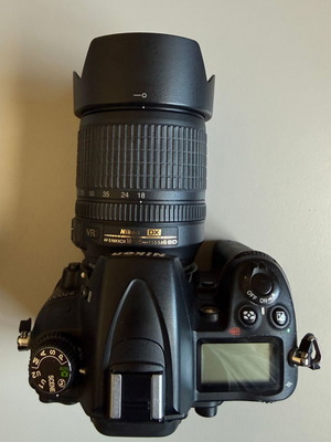 Nikon D7000 φωτογραφική μηχανή σαν καινούργιο με 3 φακούς 18-105mm, 35mm f/1.8, 50mm f/1.8