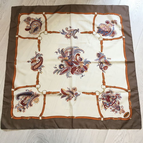 Paolo Gucci vintage scarf with paisley and belt motif