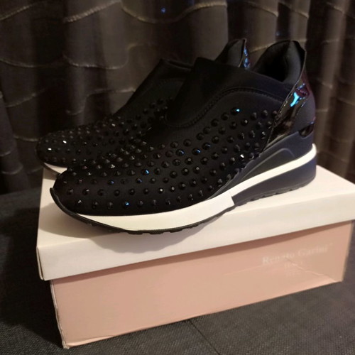 Renato Garini black athletic shoes like new, size 39