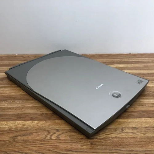 Canon CanoScan N1220U scanner like new, for older systems