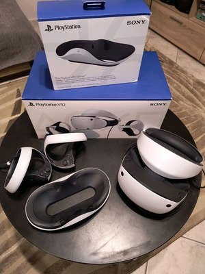 Vr2 за PlayStation 5 със Sense charging station, като нов