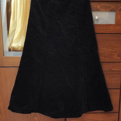 Laura Ashley cotton black skirt used, size XS