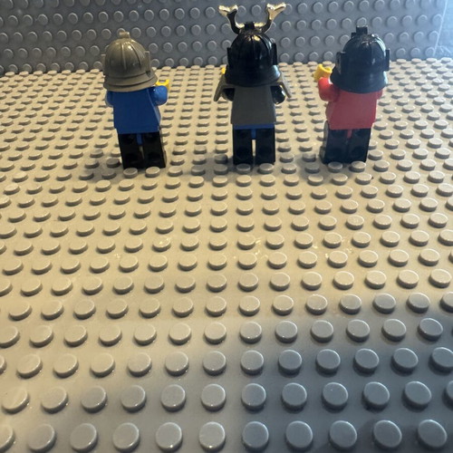 Lego Ninja Minifigures pack of 3 like new