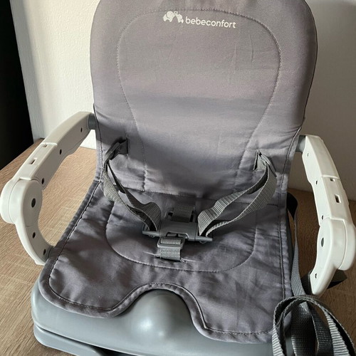 Bebe Confort feeding chair used, portable with 3 height positions
