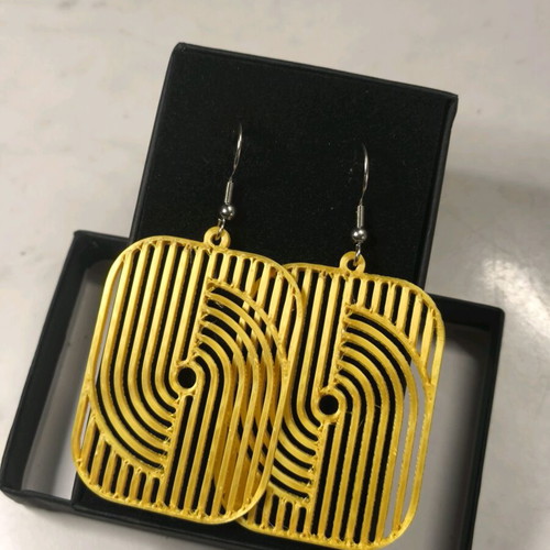 Earrings like new, 4 pairs stainless steel and PLA