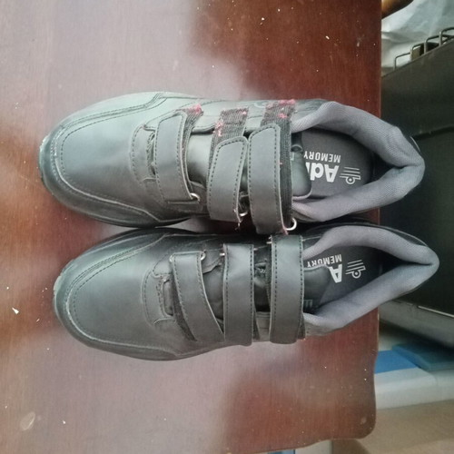 Admiral Memory Foam Athletic Shoes Size 41, Black