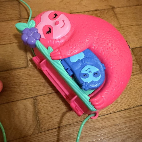 Polly Pocket Sloth Family Compact used, Mattel